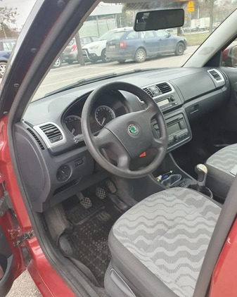 Skoda Fabia cena 13900 przebieg: 199000, rok produkcji 2009 z Lublin małe 106